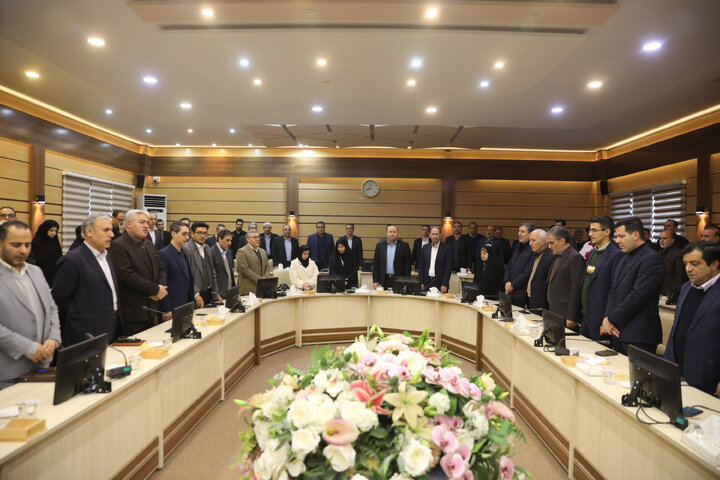 حضور حاجی بابایی در نشست شورای اداری استان زنجان