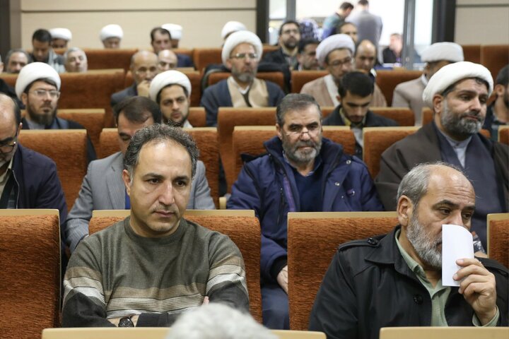 حضور نایب رئیس مجلس در نشست هم افزایی اعضای جبهه انقلاب (جهادگران تبین) استان زنجان