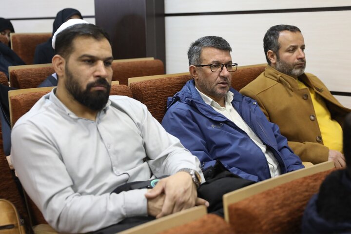 حضور نایب رئیس مجلس در نشست هم افزایی اعضای جبهه انقلاب (جهادگران تبین) استان زنجان