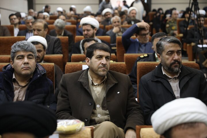 حضور نایب رئیس مجلس در نشست هم افزایی اعضای جبهه انقلاب (جهادگران تبین) استان زنجان