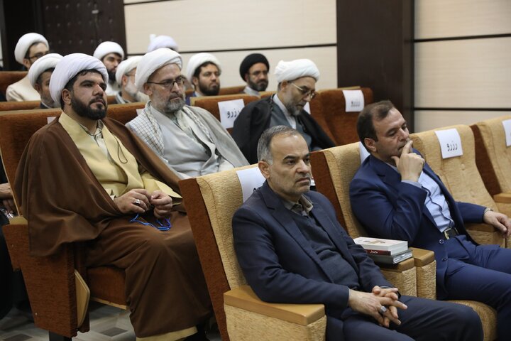 حضور نایب رئیس مجلس در نشست هم افزایی اعضای جبهه انقلاب (جهادگران تبین) استان زنجان