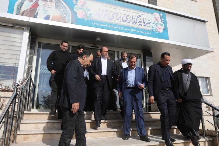 حضور نایب رئیس مجلس در نشست هم افزایی اعضای جبهه انقلاب (جهادگران تبین) استان زنجان