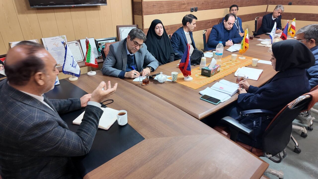 نشست هم‌اندیشی نماینده سیستان با ریاست و اعضای هیئت‌رئیسه پژوهشگاه زابل