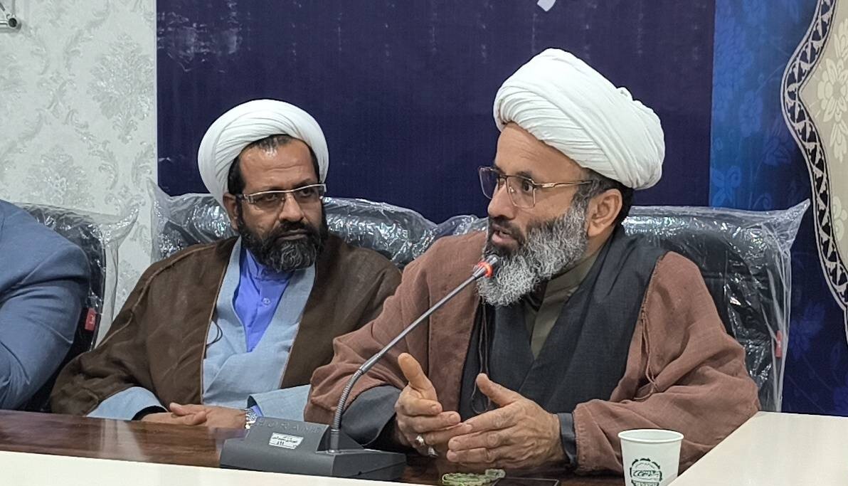 نشست تخصصی مجمع بسیج شهرستان هامون با تأکید بر پیگیری مطالبات مردم سیستان