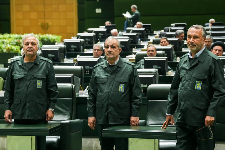 صحن علنی ۲۰ دی ماه ۱۴۰۴ - اعلام حمایت نمایندگان مجلس از سپاه پاسداران انقلاب اسلامی