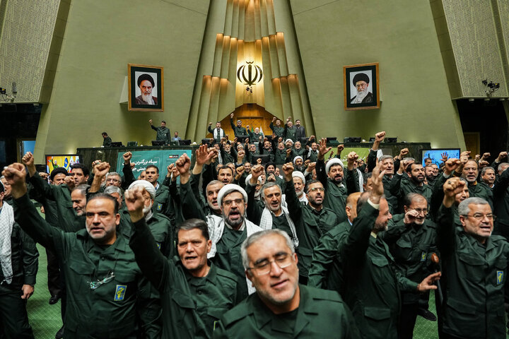 صحن علنی ۲۰ دی ماه ۱۴۰۴ - اعلام حمایت نمایندگان مجلس از سپاه پاسداران انقلاب اسلامی