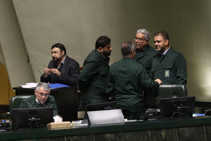 نشست علنی یکشنبه 12 بهمن ماه مجلس شورای اسلامی