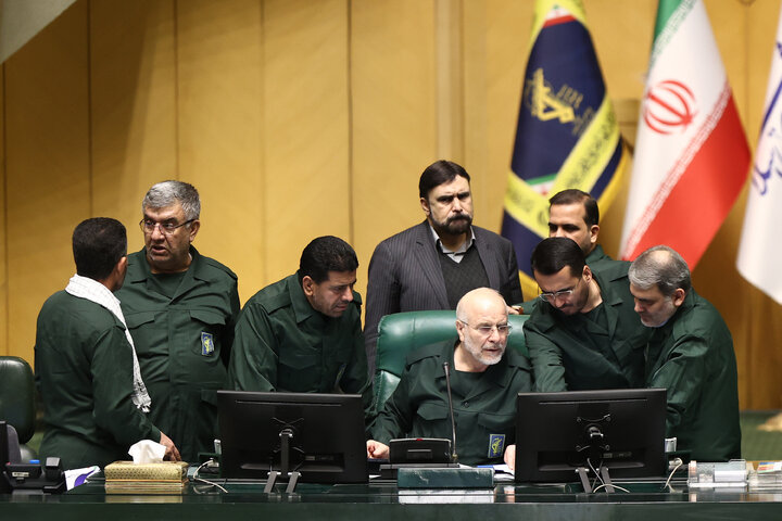 نشست علنی یکشنبه 12 بهمن ماه مجلس شورای اسلامی