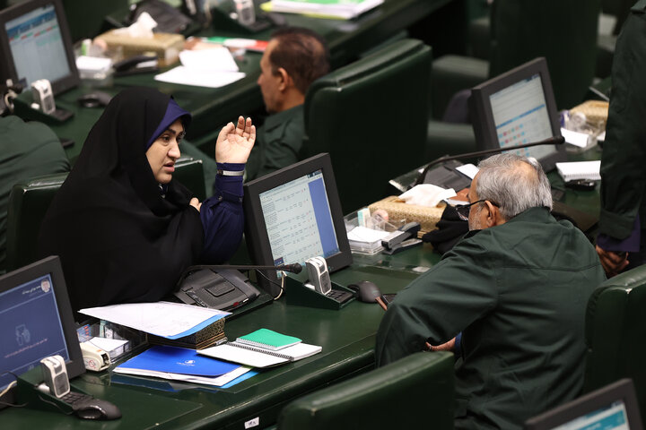 نشست علنی یکشنبه 12 بهمن ماه مجلس شورای اسلامی