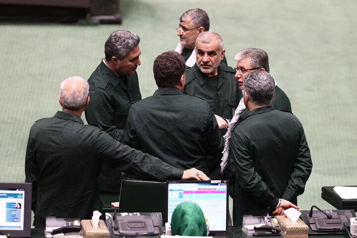 نشست علنی یکشنبه 12 بهمن ماه مجلس شورای اسلامی