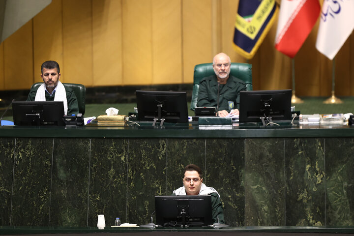 نشست علنی یکشنبه 12 بهمن ماه مجلس شورای اسلامی