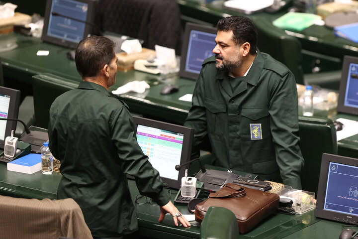 نشست علنی یکشنبه 12 بهمن ماه مجلس شورای اسلامی