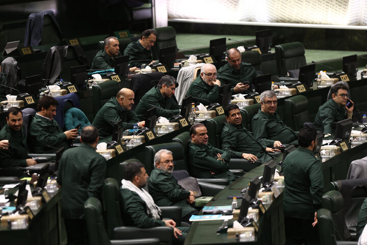 نشست علنی یکشنبه 12 بهمن ماه مجلس شورای اسلامی