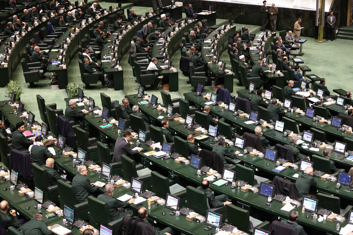 نشست علنی یکشنبه 12 بهمن ماه مجلس شورای اسلامی