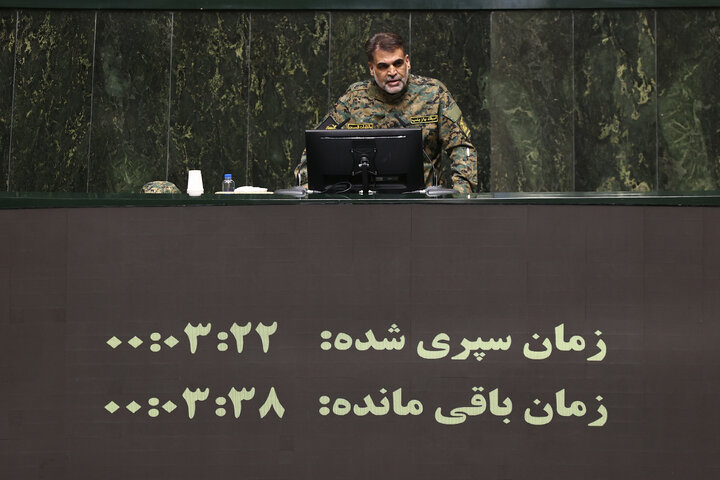 ناطقان میان دستور جلسه علنی یکشنبه 12 بهمن ماه مجلس