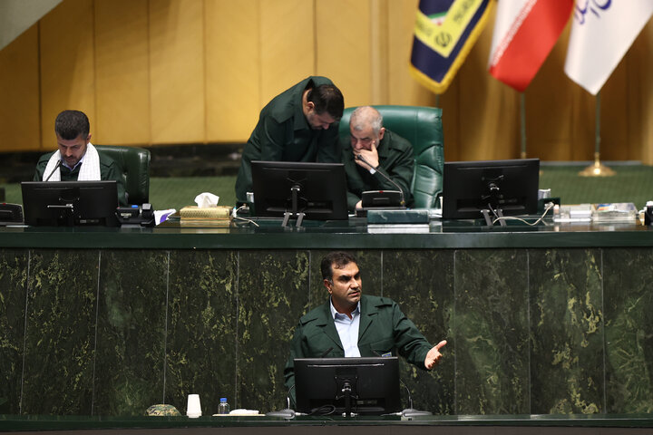 ناطقان میان دستور جلسه علنی یکشنبه 12 بهمن ماه مجلس