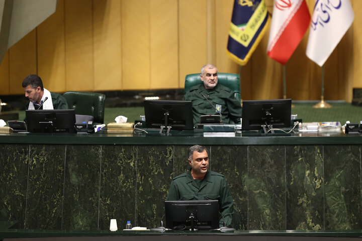 ناطقان میان دستور جلسه علنی یکشنبه 12 بهمن ماه مجلس