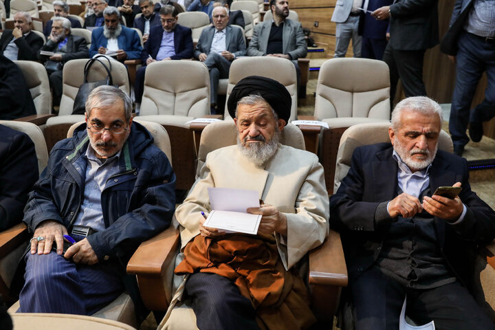 سلسله نشست‌های جهاد تبیین ویژه نمایندگان ادوار مجلس