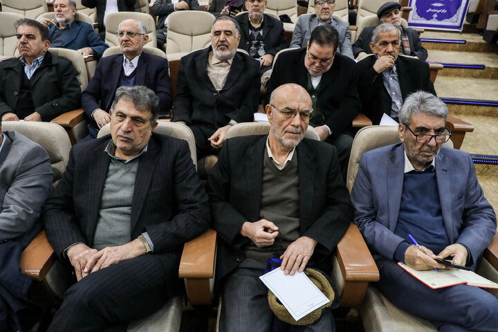 سلسله نشست‌های جهاد تبیین ویژه نمایندگان ادوار مجلس