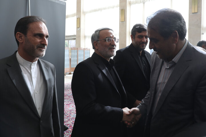 مراسم ختم مادر معینی آرانی