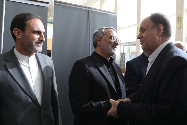 مراسم ختم مادر معینی آرانی