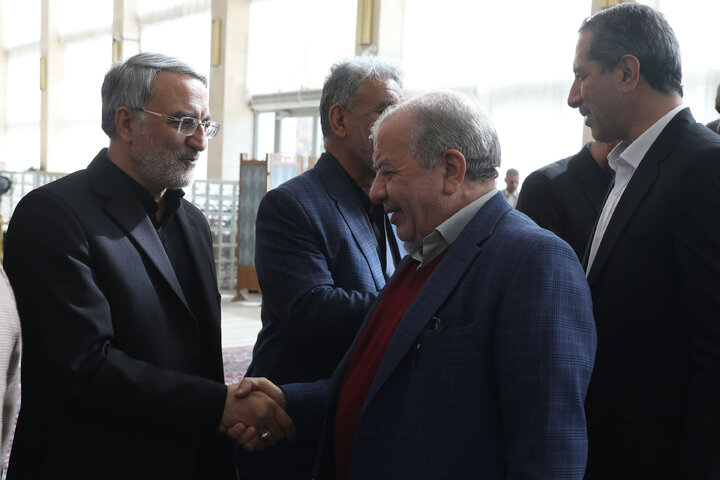 مراسم ختم مادر معینی آرانی