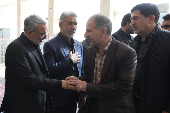 مراسم ختم مادر معینی آرانی