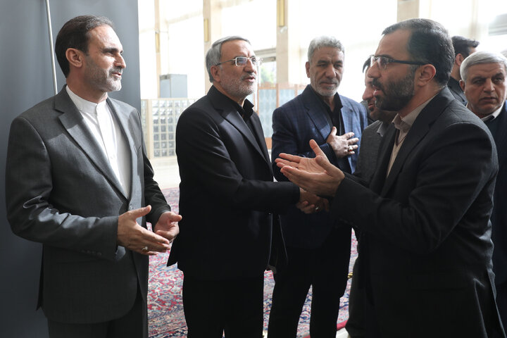 مراسم ختم مادر معینی آرانی