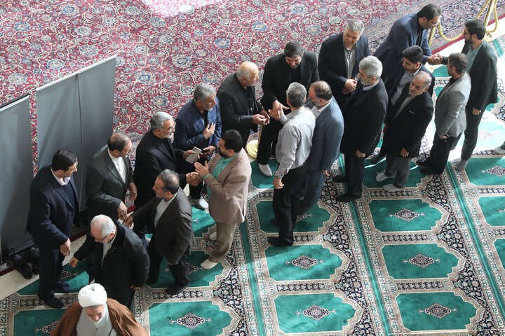 مراسم ختم مادر معینی آرانی