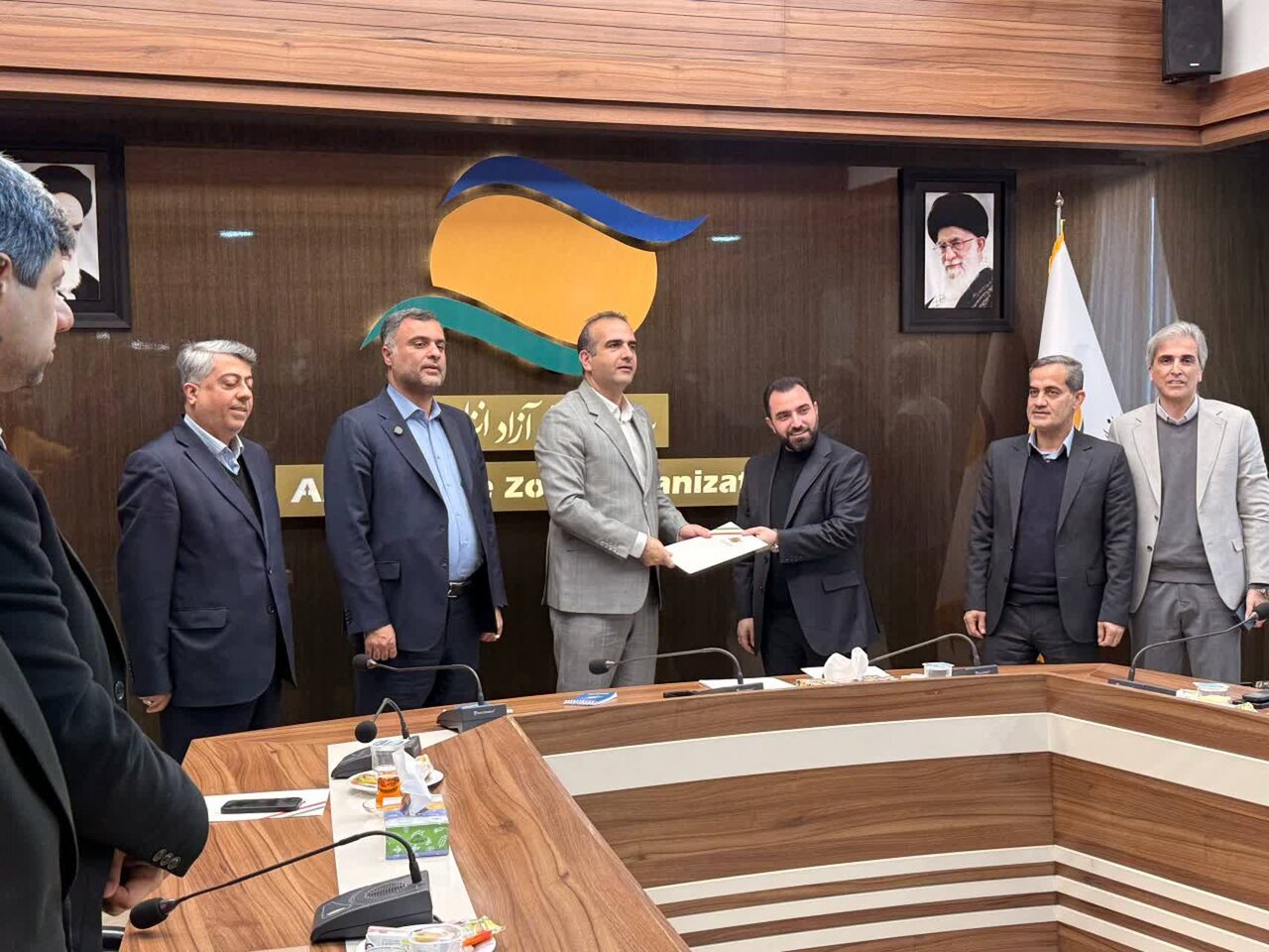 منطقه آزاد انزلی باید به قرارگاه اقتصادی کشور تبدیل شود