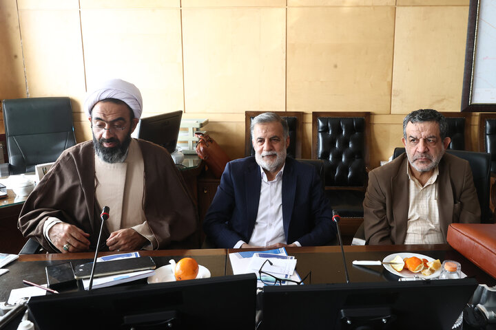 نشست دوشنبه 13 بهمن کمیسیون صنایع و معادن مجلس