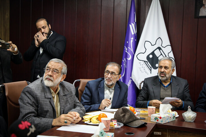 بازدید اعضای مجمع نمایندگان استان تهران مجلس از مترو اسلامشهر