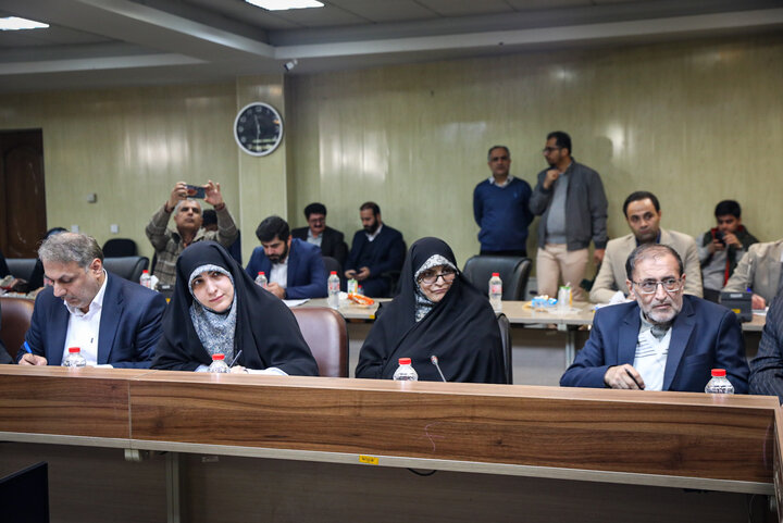 جلسه شورای اداری اسلامشهر با حضور اعضای مجمع نمایندگان استان تهران مجلس