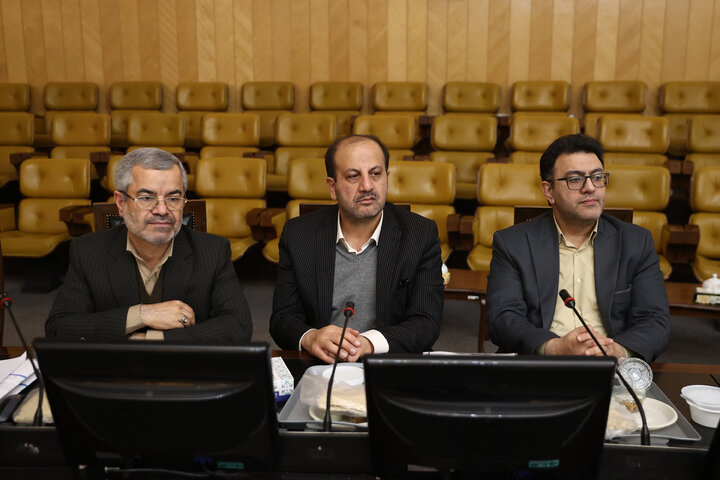 نشست هم اندیشی سیاستهای ابلاغی مقام معظم رهبری