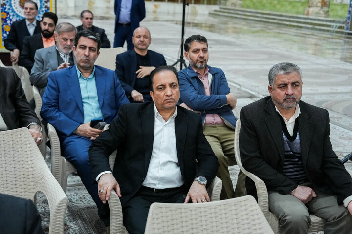 تجدید میثاق رئیس و نمایندگان مجلس با آرمان‌های امام خمینی(ره)