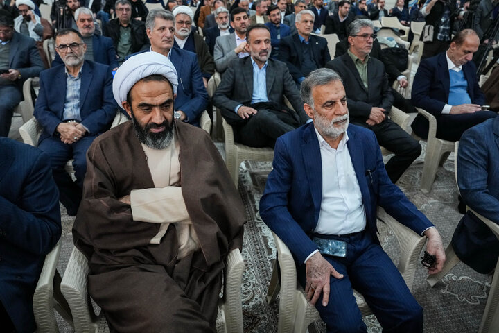 تجدید میثاق رئیس و نمایندگان مجلس با آرمان‌های امام خمینی(ره)