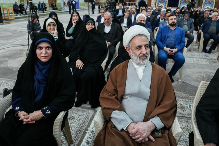 تجدید میثاق رئیس و نمایندگان مجلس با آرمان‌های امام خمینی(ره)