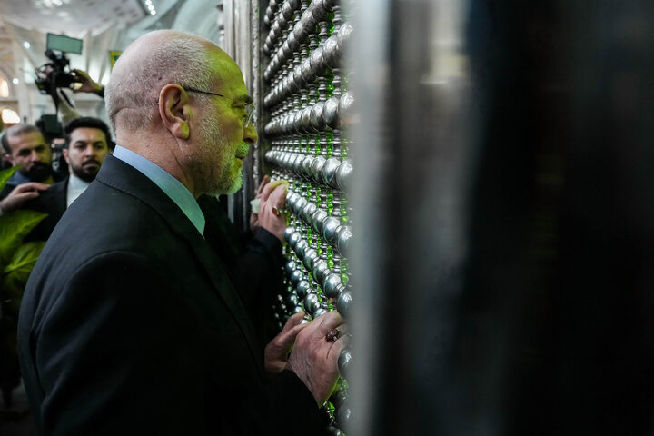 تجدید میثاق رئیس و نمایندگان مجلس با آرمان‌های امام خمینی(ره)