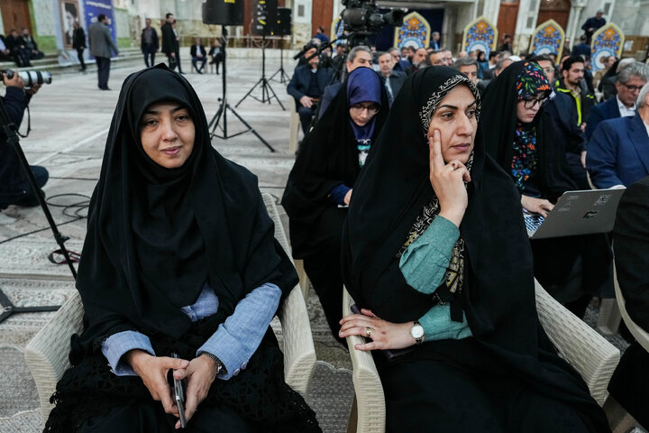 تجدید میثاق رئیس و نمایندگان مجلس با آرمان‌های امام خمینی(ره)