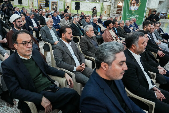 تجدید میثاق رئیس و نمایندگان مجلس با آرمان‌های امام خمینی(ره)