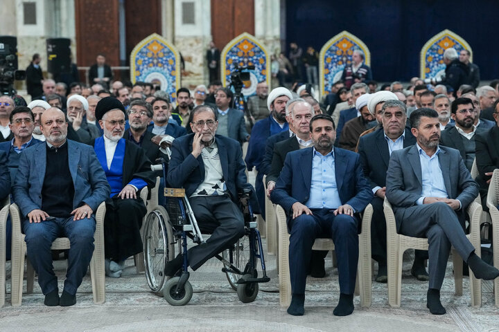 تجدید میثاق رئیس و نمایندگان مجلس با آرمان‌های امام خمینی(ره)