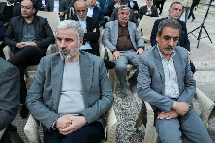 تجدید میثاق رئیس و نمایندگان مجلس با آرمان‌های امام خمینی(ره)