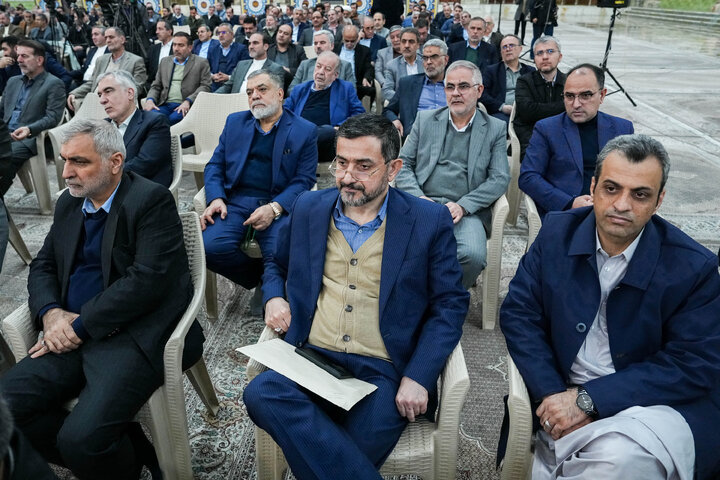 تجدید میثاق رئیس و نمایندگان مجلس با آرمان‌های امام خمینی(ره)