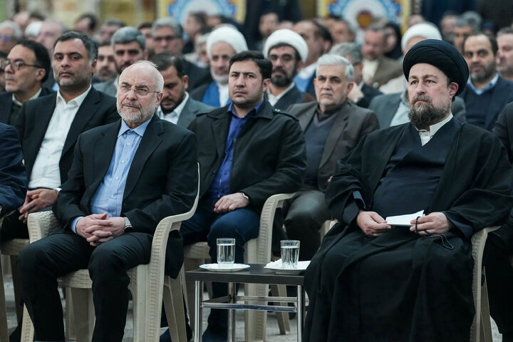 تجدید میثاق رئیس و نمایندگان مجلس با آرمان‌های امام خمینی(ره)