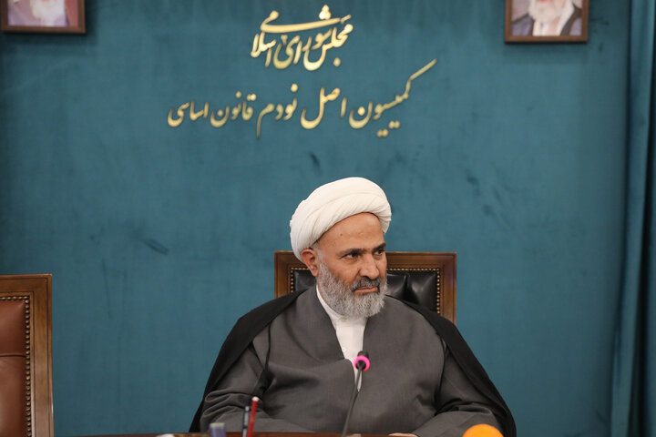 نشست کمسیون اصل نود پیرامون پروژه ذخیره سازی گاز