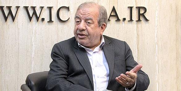 عدم برخورد جدی با زیرمیزی، جسارت پزشکان متخلف را  افزایش داده است/
پروانه پزشکان زیرمیزی بگیر باید باطل شود