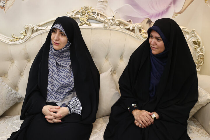 دیدار نمایندگان مجلس با خانواده شهید مقاومت ملی جمشید جبارزاده