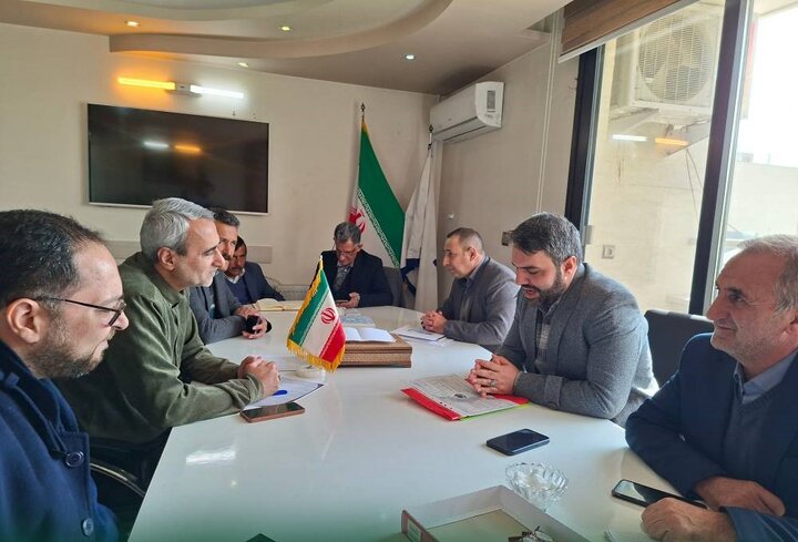 پیگیری‌ مقتدایی برای ارتقای خدمات بیمه‌ای درمانی در استان اصفهان