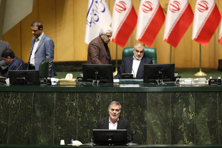 ناطقان میان دستور نشست علنی یکشنبه 19 بهمن ماه مجلس شورای اسلامی