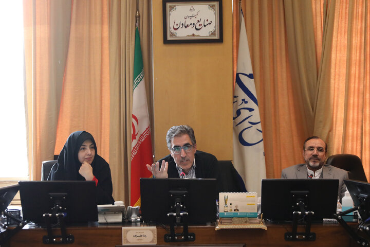 نشست یکشنبه 19 بهمن ماه کمیسیون صنایع و معادن مجلس